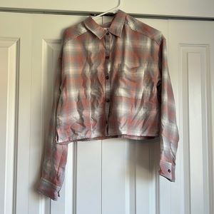 Cropped Plaid t shirt